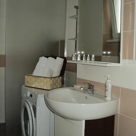 Joy Apartment *